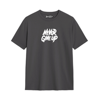 Never Give Up - Oversize T-shirt